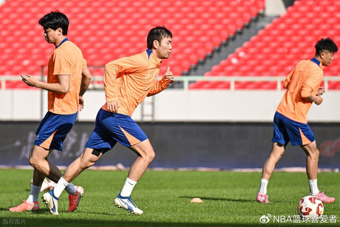 开云APP-前切尔西巨星空降!31岁1米9中卫,大概率加盟泰山,前法国国脚|祖马|转会|中超|山东泰山|比赛_新浪体育_新浪新闻