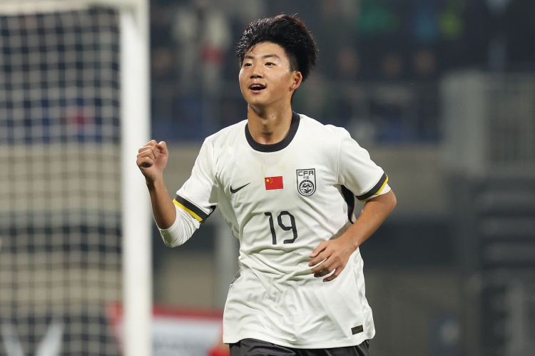 开云官网-媒体人:万项是国家级力捧未来之星,贝尔格莱德红星是造星工场